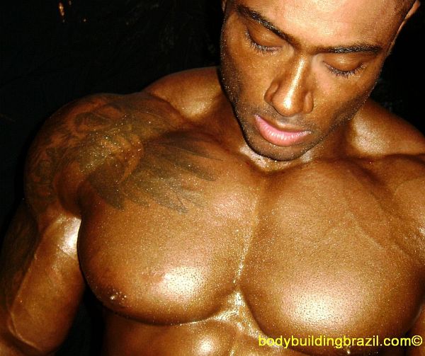 Sexy Bodybuilding: More Brazilian muscle: JÃºlio CÃ©sar Balestrin