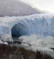 Sorprende en invierno la increíble rotura del Glaciar Perito Moreno, en el sur argentino.