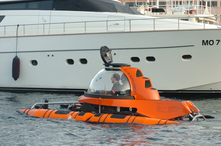 Latest technologies Uboat Worx personal submarines go deep water