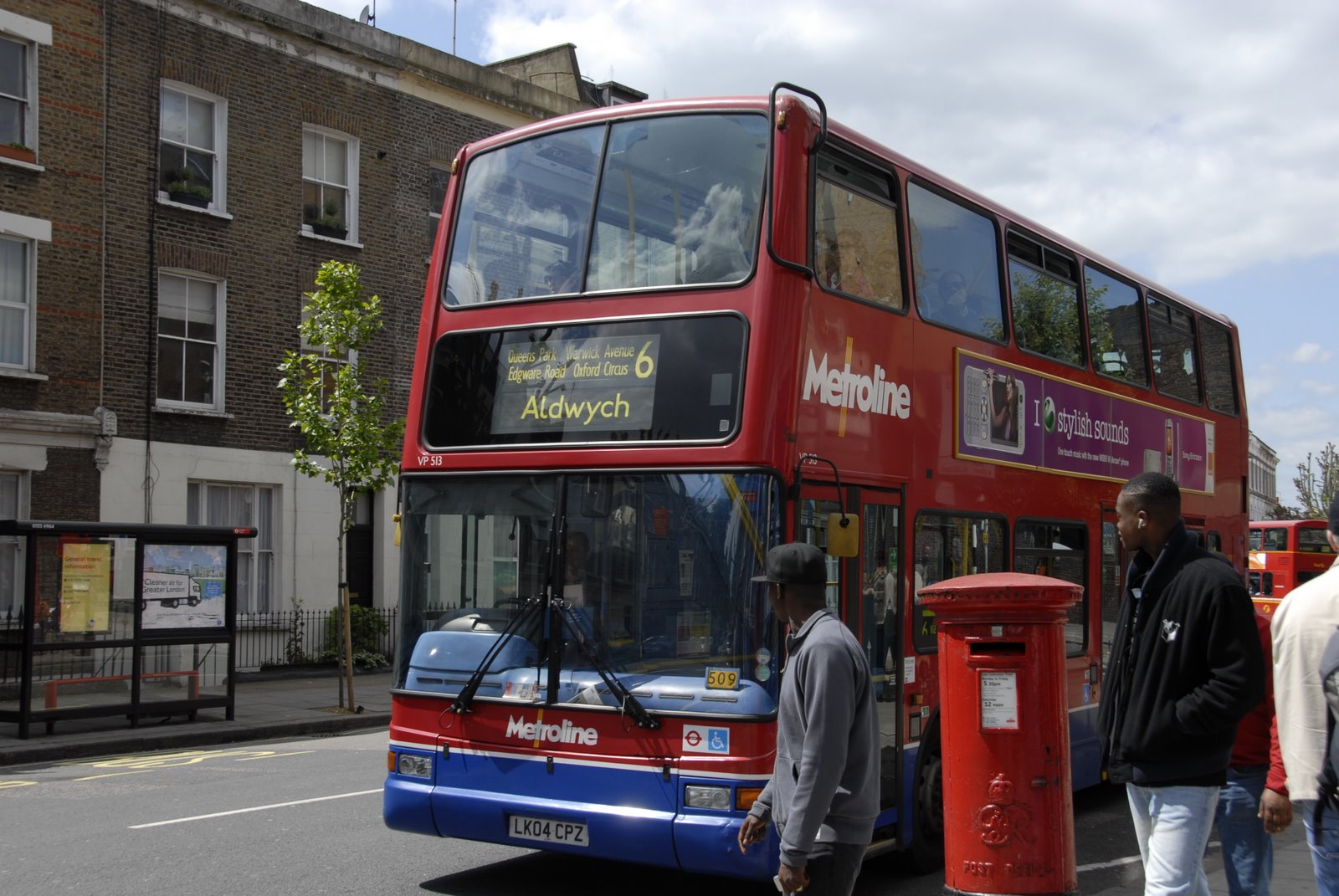 [London:+-+32.jpg]
