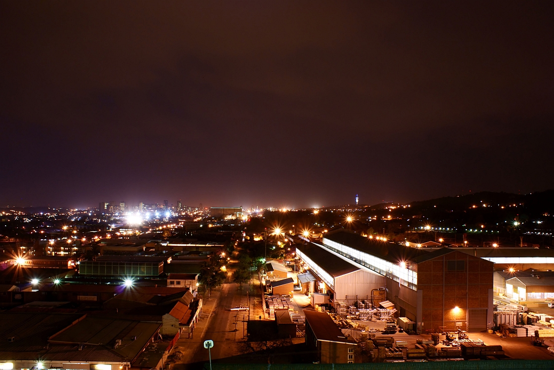 Photographer Pretoria cityscape at night.