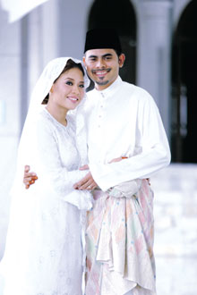 dia fadila kahwin