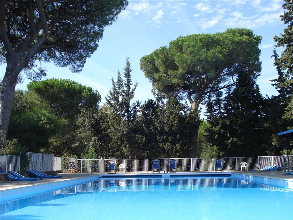 Les Rives de Beauvallon, piscine du domaine Location villa Beauvallon
