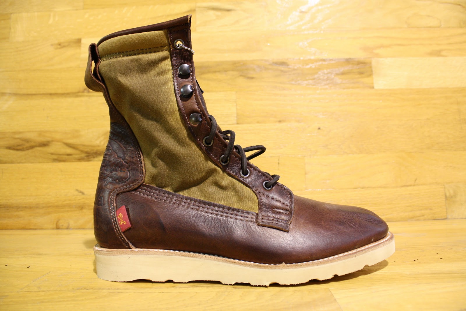 Dr. Jays Stores Gorilla Boot�s Exclusively In Dr Jays