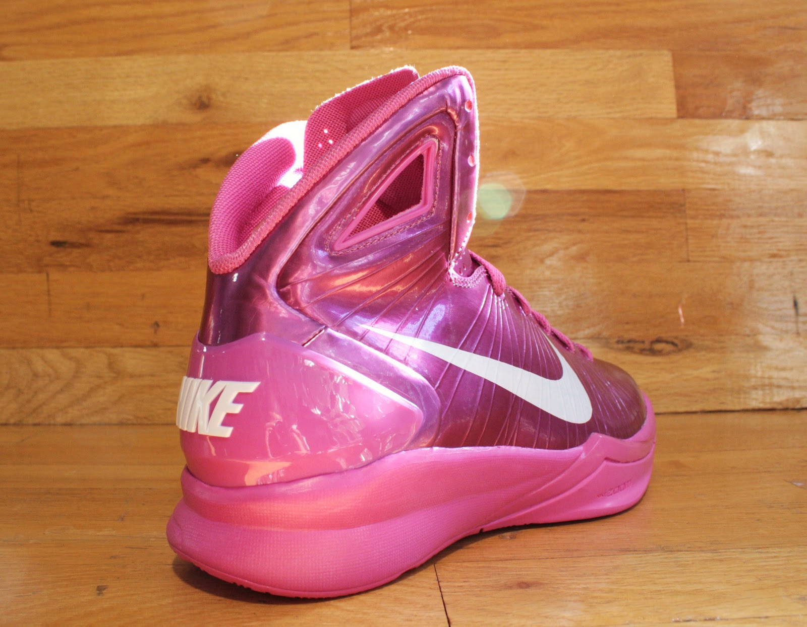 breast cancer hyperdunks