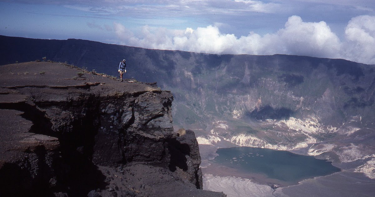 indonesia mountain Mount Tambora (2851 on the sea level)