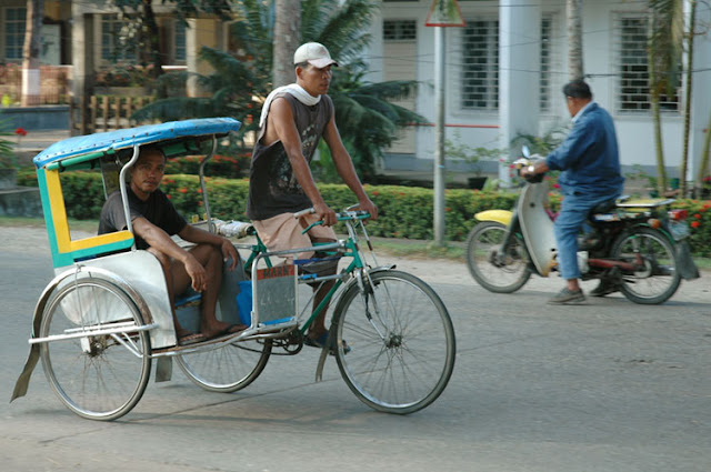 pedicab.jpg