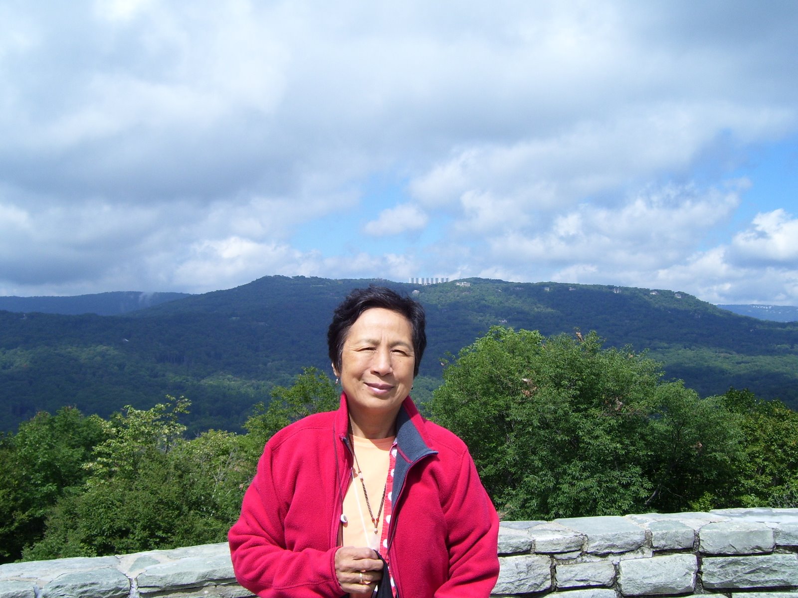 [100_0379.JPG]