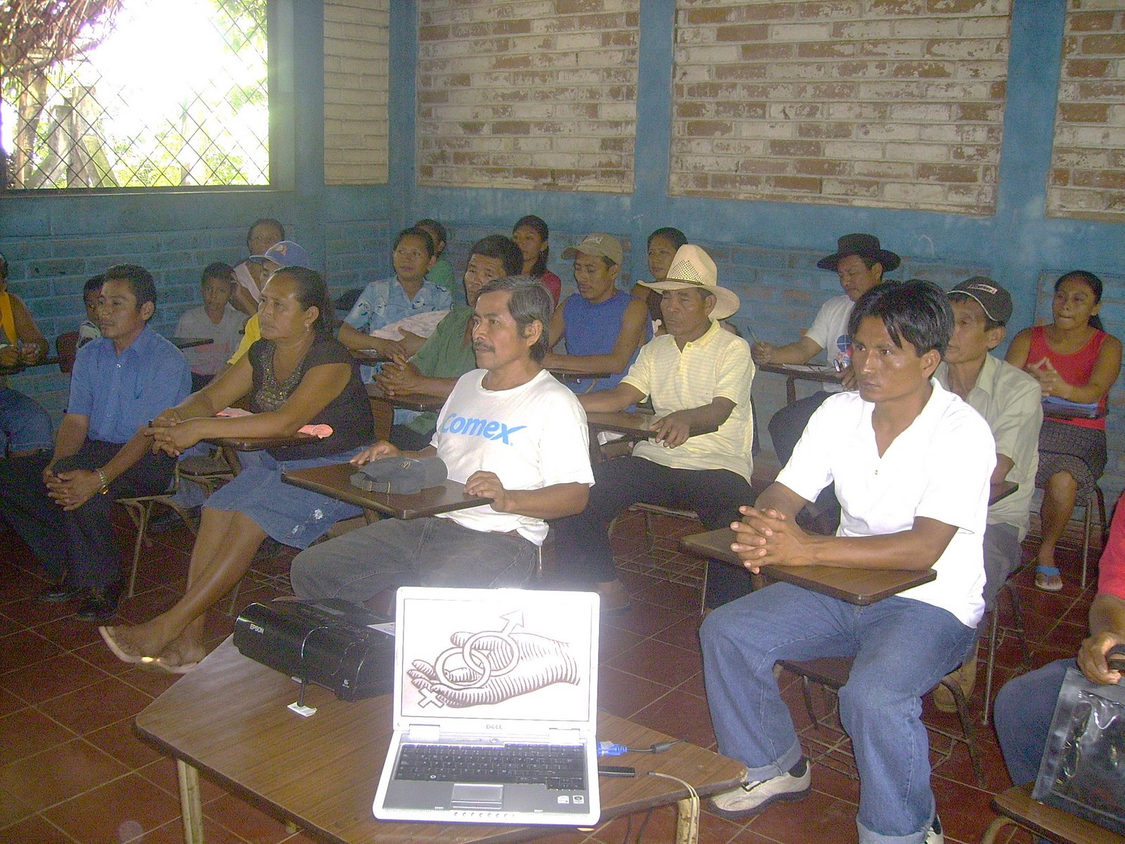 [PICT4371.JPG]
