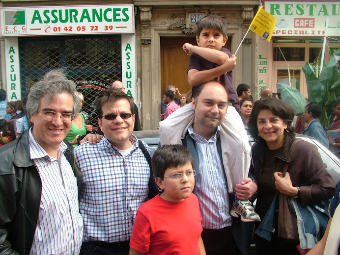 EN LA FIESTA DEL DIOS GANESHA CON LOS AMIGOS