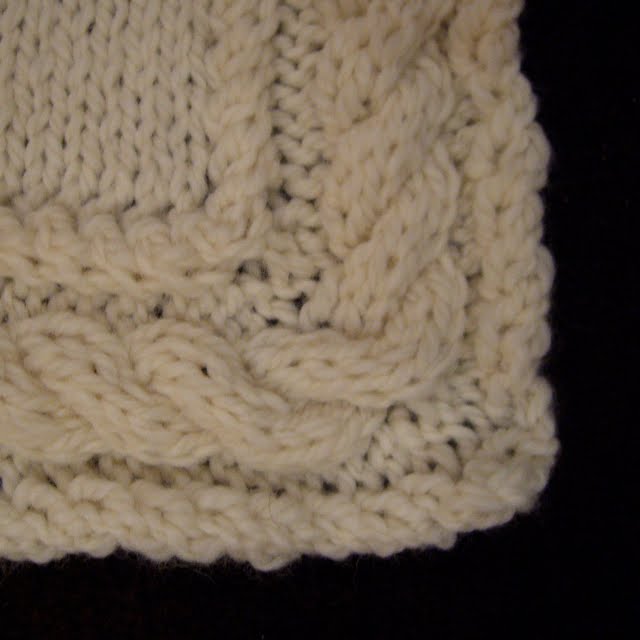 Rachael Rabbit Continuous Cable Border