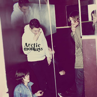 Arctic Monkeys - Humbug - 2009 Arctic+monkeys-humburg-domino-250809