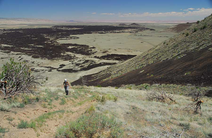 [me-walking-up-crater-sm.jpg]
