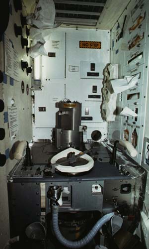 [shuttletoilet.jpg]