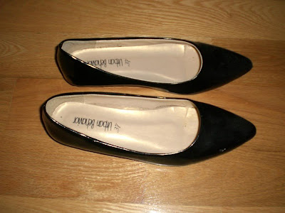 Black Pointed Toe Flats