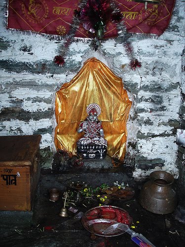 [shiva+at+tungnath.jpg]