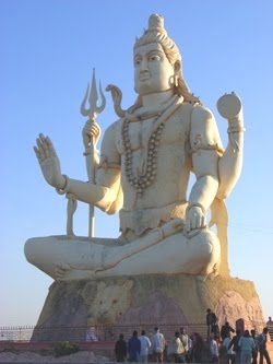 [Nageshwaroo.jpg]