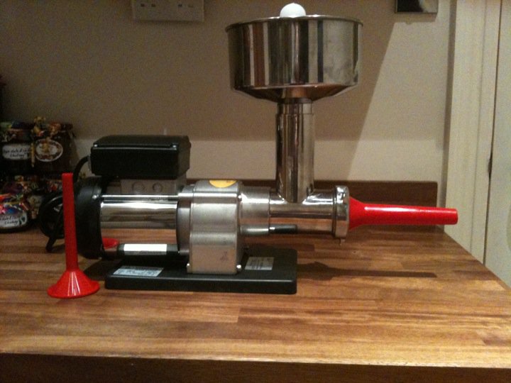 Mucky Hen The joys of Sausage Making.