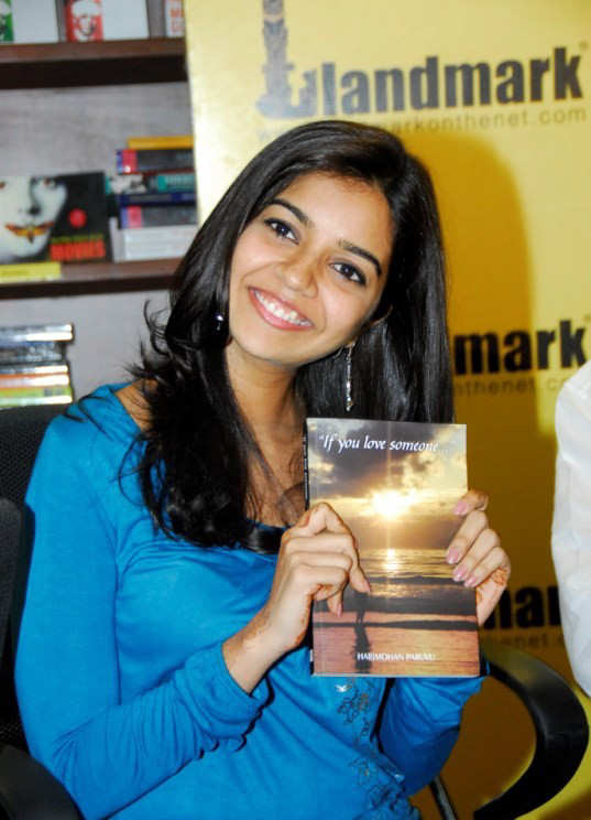 [Book+launch+by+Sumanth+and+Swathi.jpg]