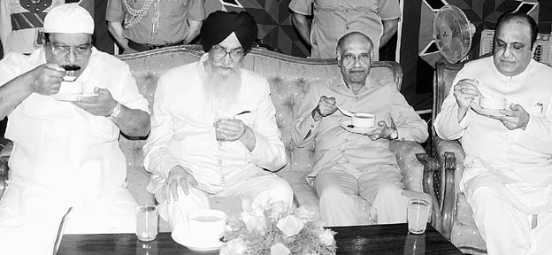 [DN_11-10-07_E1_09-01 CNI.JPG]