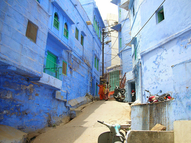 http://3.bp.blogspot.com/_-zOrAL1V5Jg/TUVNVBuV4UI/AAAAAAAAJVQ/DKergrvWZ5I/s640/jodhpur+blue+city+7.jpg