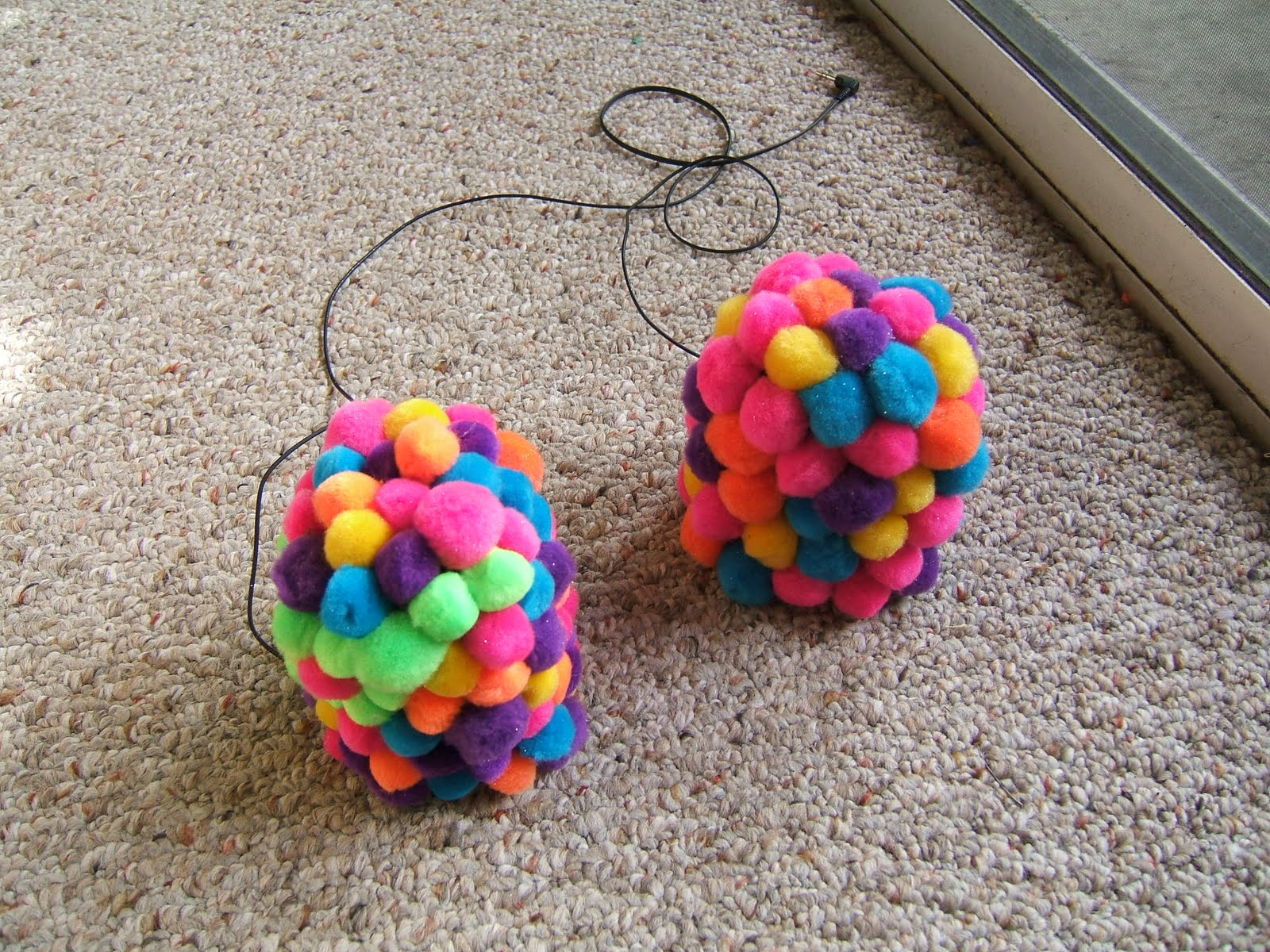 [fuzzy+speaker+done!.JPG]