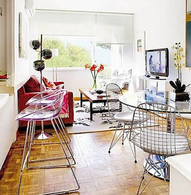 White Apartment Interior Design Living Room from Mi Casa Revista