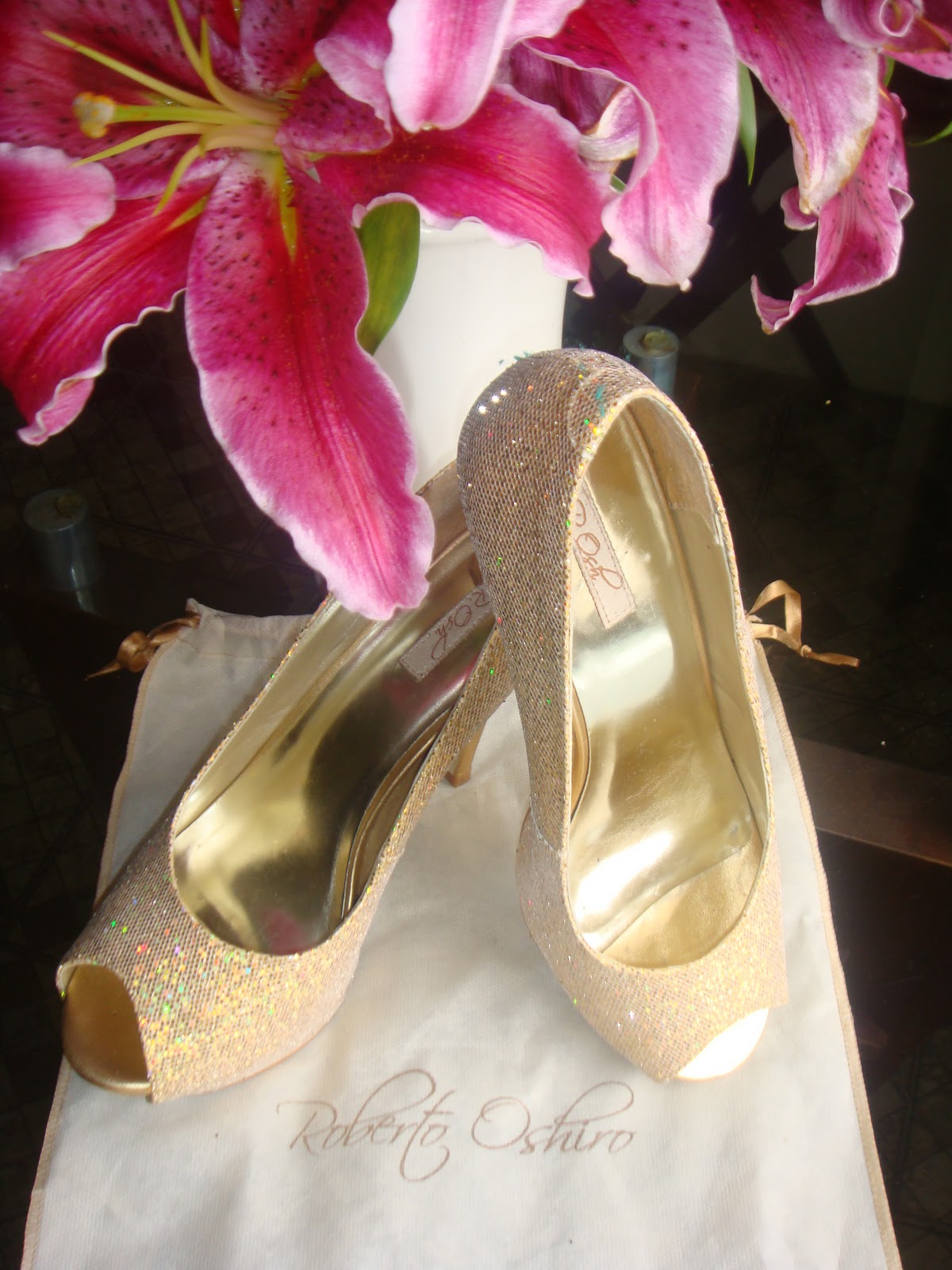 LS DESIGN STUDIO: ROBERTO OSHIRO O MAGO DOS SAPATOS