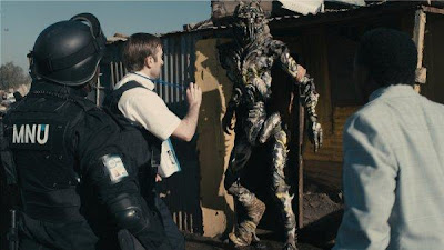 filme distrito 9 alien favela despejo
