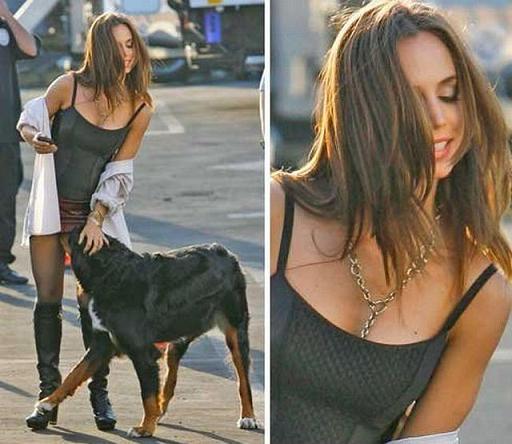 ataque do cachorro. Ao contrário da moça de cima, essa está bem
