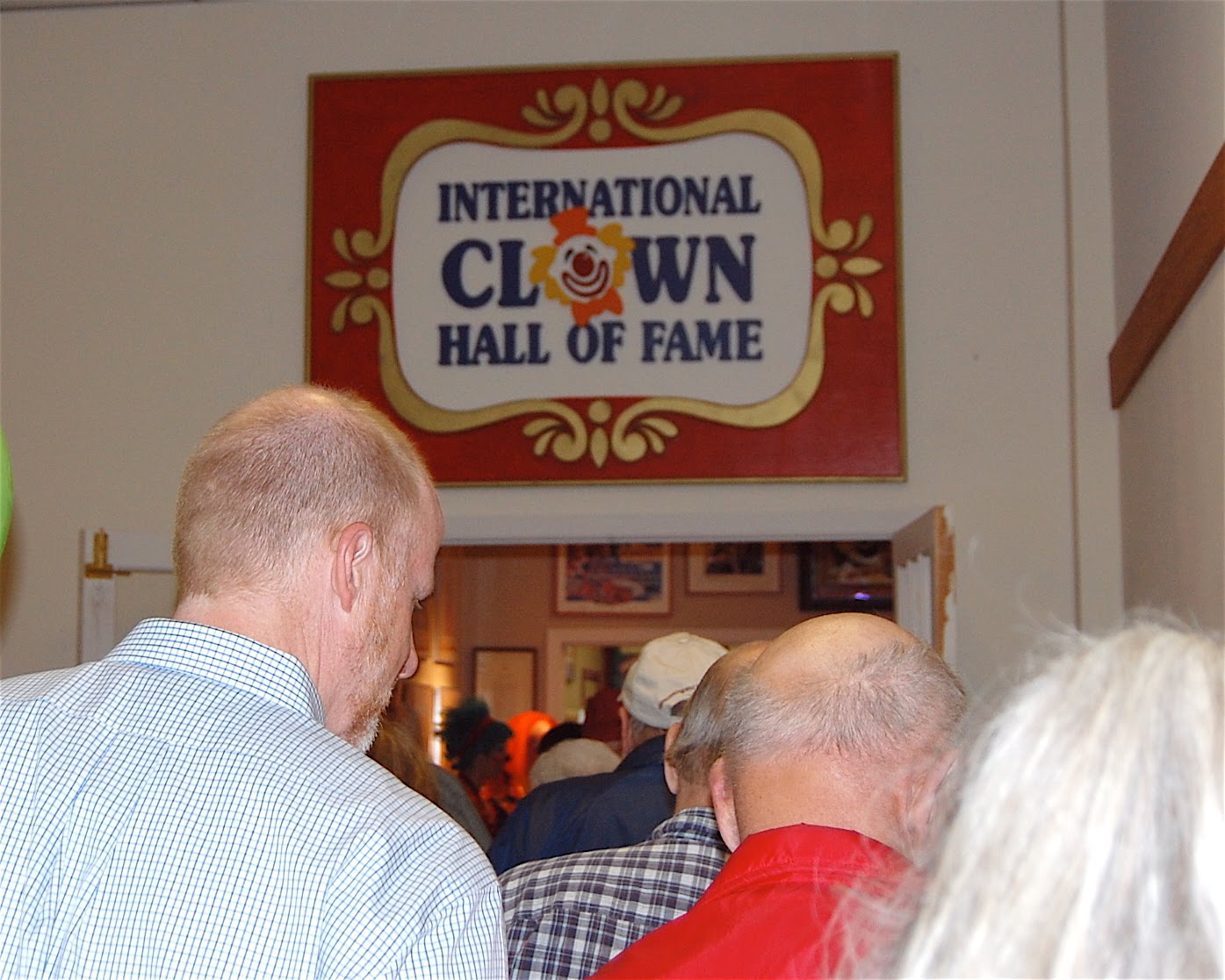 Pat Cashin's CLOWNALLEY INTERNATIONAL CLOWN HALL OF FAME Photos Are