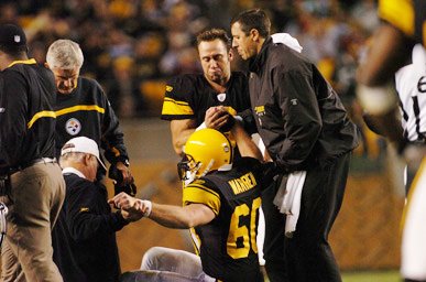 [08_NYG_warren_Trainers_98444.jpg]