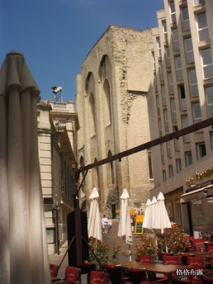 Part 3. 南法春光旖旎,亞維儂古城慢慢走。Agvignon, France.