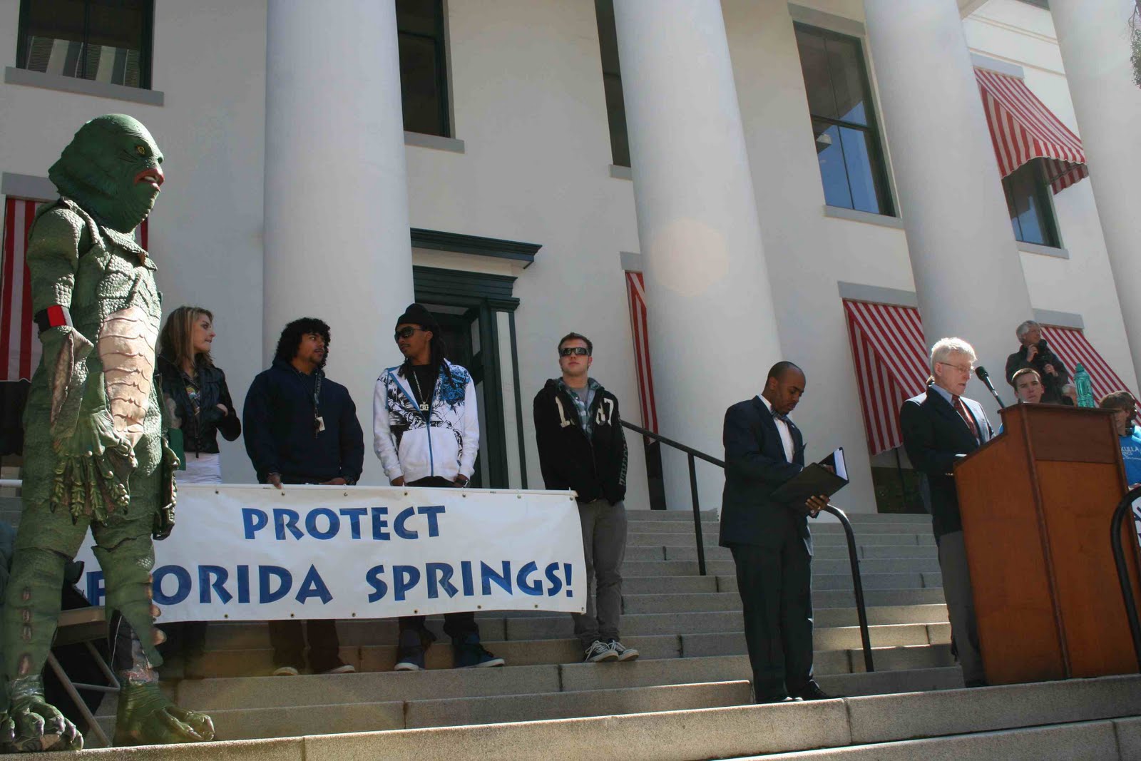 [2-16-10+Springs+rally+creature.jpg]