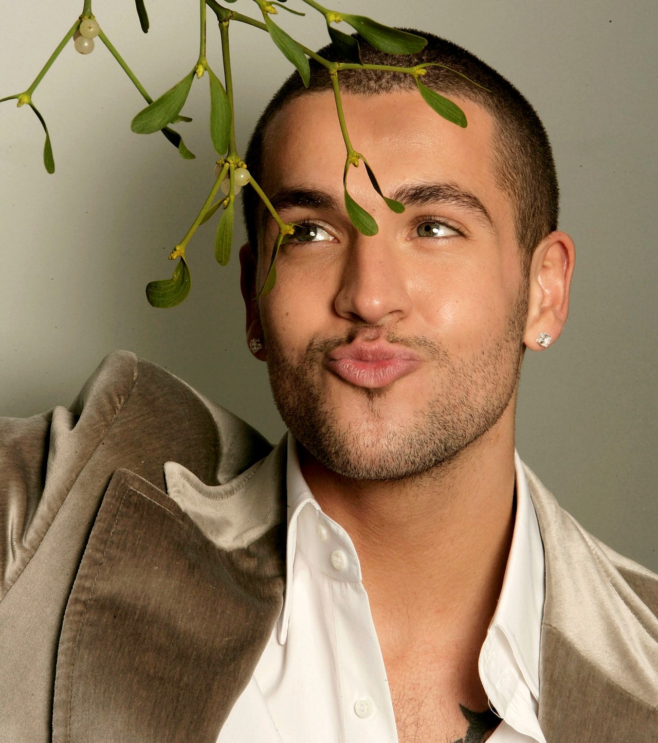 [Shayne-Ward--shayne-ward-613017_1280_1920.jpg]