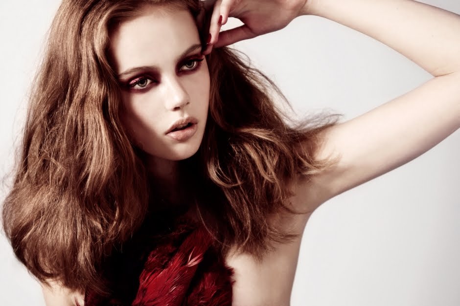 [940full-frida-gustavsson.jpg]