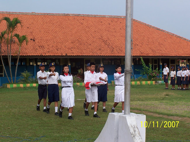 PENGIBARAN BENDERA MERAH PUTIH