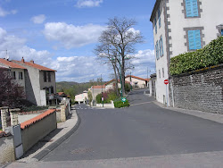 Entrée sud du village