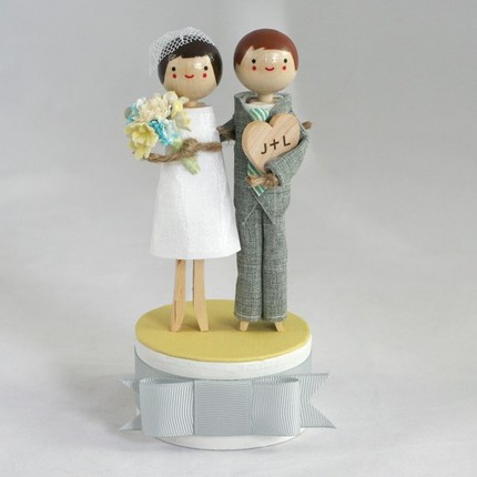customized wedding cake toppers customized wedding cake toppers