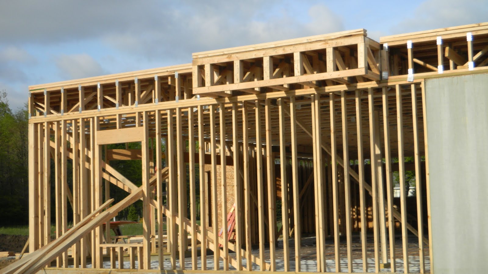 Taylor on Tyler Staggered Wall Concept