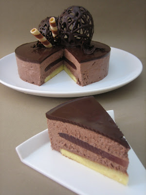 Mousse de chocolate Tarta+mousse+de+chocolate+y+avellana+con+sorpresa+de+fresa+(5)