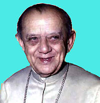 [200px-Bishop-helder-camara.jpg]