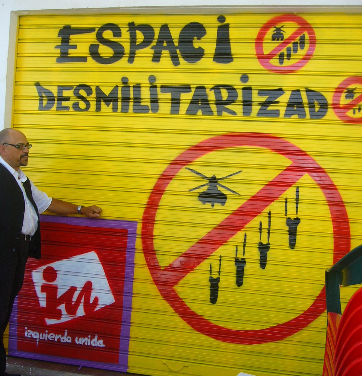 [exteriorstandIUFeriaAB2009.JPG]