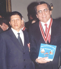 PRIMER MINISTRO CON CESAR ZARATE