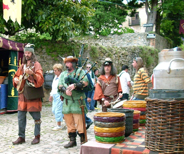 paseando en santillana