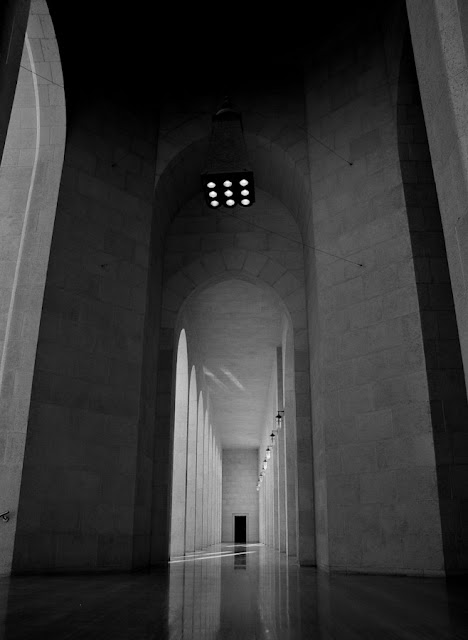 Al-Fateh Grand Mosque, Bahrain in B&W