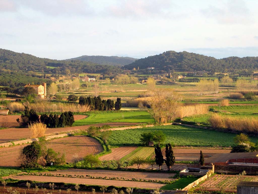 [casa_con_torre-Palafrugell.jpg]