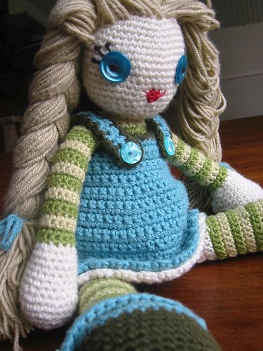 Ziggy Crafts: Amigurumi Doll Pattern