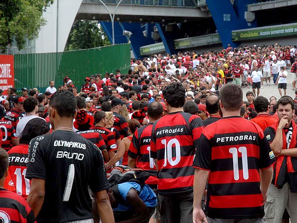 [muita+gente...NAÇÃO+!.jpg]