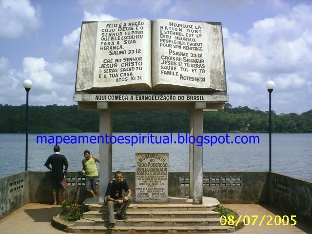 11 - O monumento na fronteira!